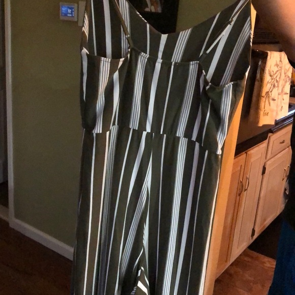 Romper - Picture 4 of 5